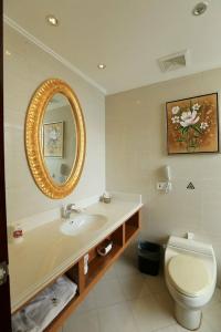 Palm Beach Resort & Spa - 26