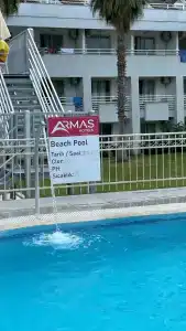 Armas Beach - 93