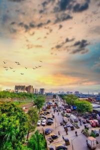 La Metro Near BKC - 14