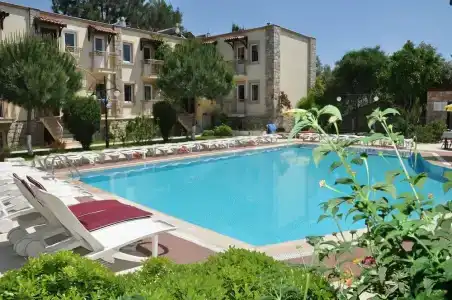 Moonshine & Suites - 33