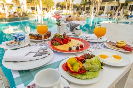 Paradise Inn Beach Resort - 11