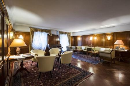 Corso Am Graben - 43