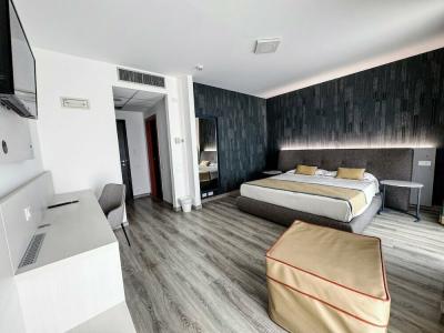Mediterranea & Convention Center - 11
