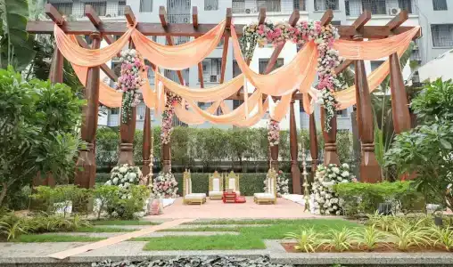 Radisson Blu Mumbai International Airport - 25