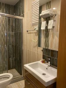 Riverland Suites & Apart - 8