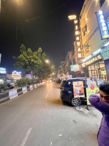 Shri Vinayak in City Centre at New Delhi Railway Station-by Rcgs - 2
