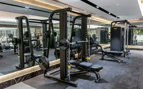 DoubleTree by Hilton - 16