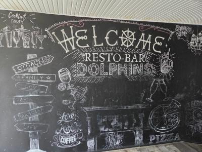 Three Dolphins - 7