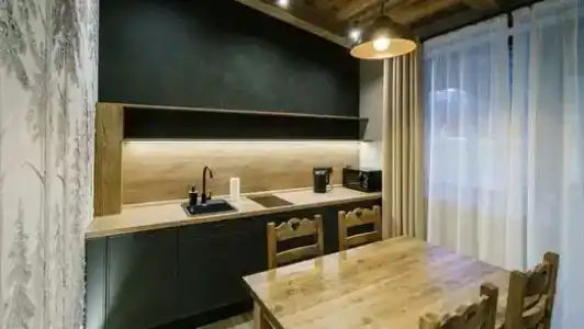 Glintwood Recreation Center - 86