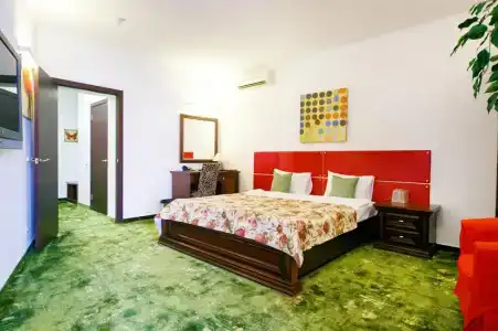 Petrovskij Passazh - 27