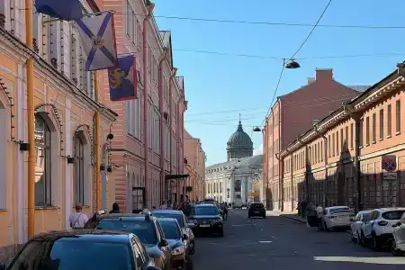 Друзья у Гостиного Двора - 25