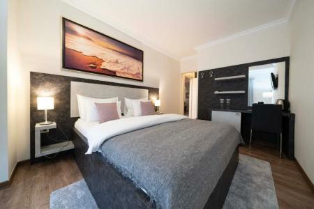Boutique Momentum by Aycon - 48