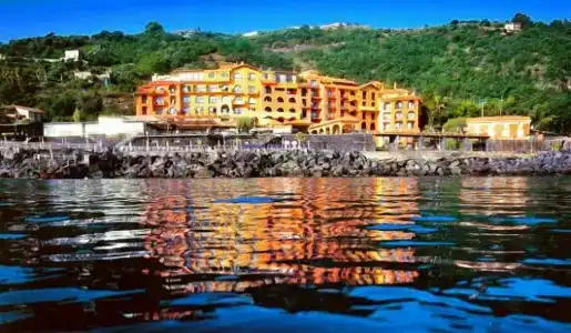 Santa Tecla Palace - 1