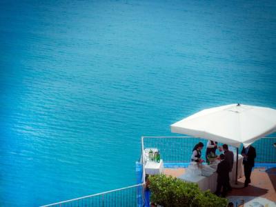 Lloyd's Baia - 26