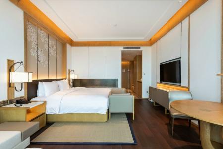 HUALUXE Suzhou Bay Hot Spring Resort, an IHG - 61