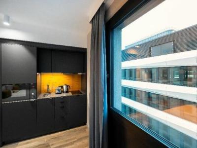 Moxy Frankfurt Airport - 12