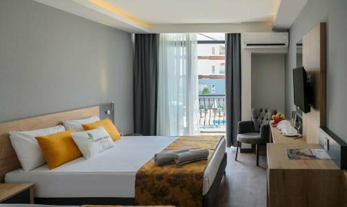 Clover Magic Park Side Otel - 42