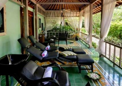 Bali Garden Beach Resort - 37