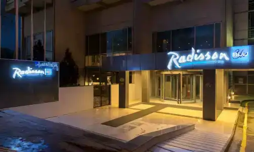 Radisson Blu, - 38
