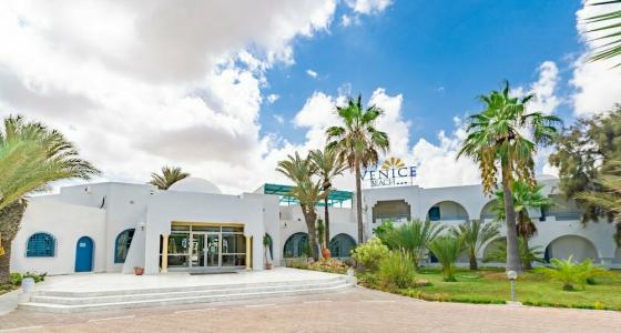 Venice Beach- Families and Couples Only - 19