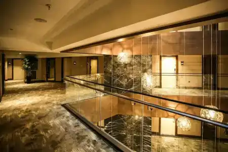 Ramada by Wyndham - 36