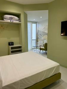 Sorrento Pool&Suites - 6