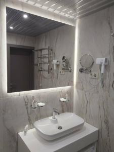 Смольнинская - 70