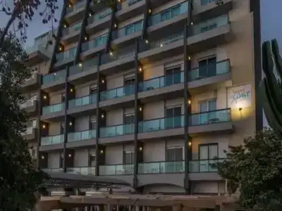 AX Sunny Coast Resort & Spa - 4