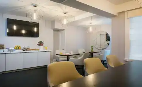 The Inn at Union Square – No Resort Fee - 28