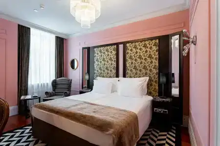 DOM Boutique by Authentics - 34