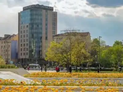 Rosslyn Central Park Sofia - 8