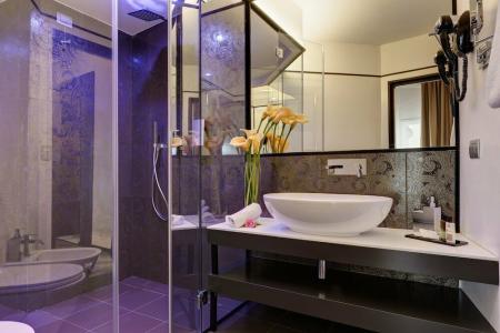 Dharma Luxury - 25
