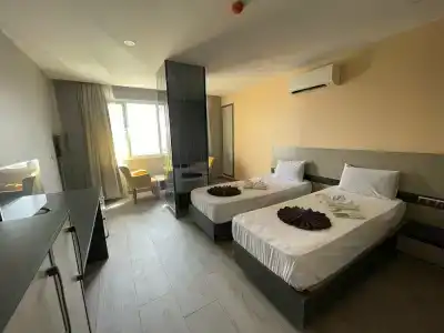 Agora Royal Residence - 12