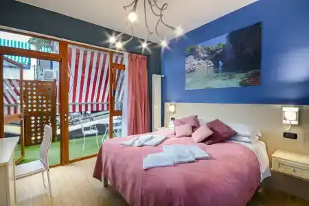 B&B Sorrento Queen - 15