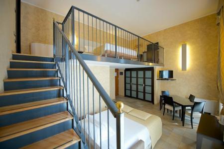 Best Western Crystal Palace - 5