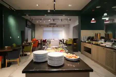 Gostinitsa Olimpiya - 30