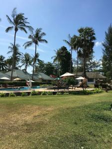 Gooddays Lanta Beach Resort - 17