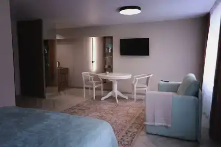 Gostinichnyj kompleks "Severo-Vostok" - 48