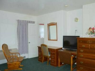 Crystal Lodge Motel - 19