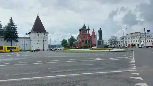 Alesha Popovich Dvor - 25