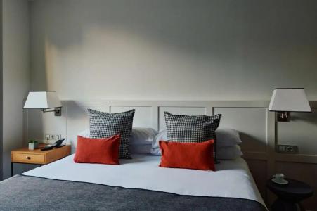 Catalonia Boulevard - 89