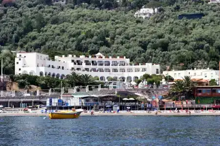 Punta Campanella Resort & SPA - 3