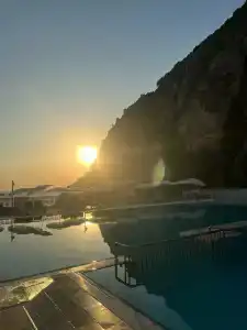 Ladonias Adakule	 - 13