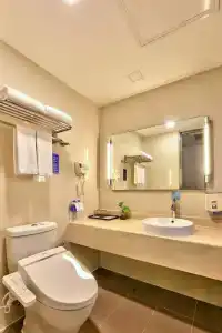Holiday Inn Express DALIAN CITY CENTER by IHG - 10