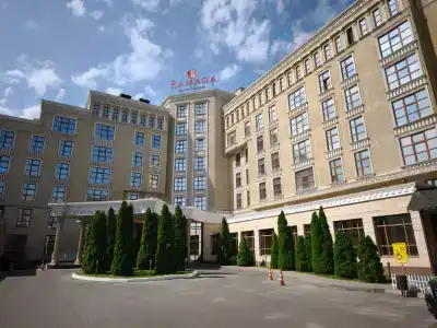 Ramada by Wyndham - 34