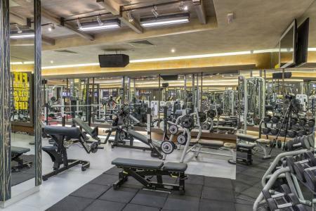 Cosmopolitan & Wellness - 16