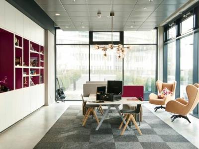 Moxy Frankfurt Airport - 6