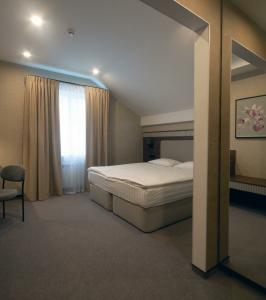 U Zolotyih Vorot - 83