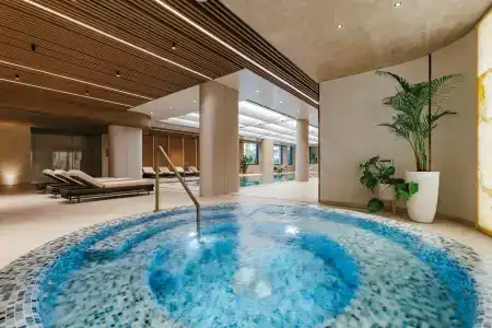 Gostinichnyij kompleks Grand Cascade - 2