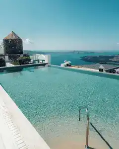 Aeifos Boutique - 33